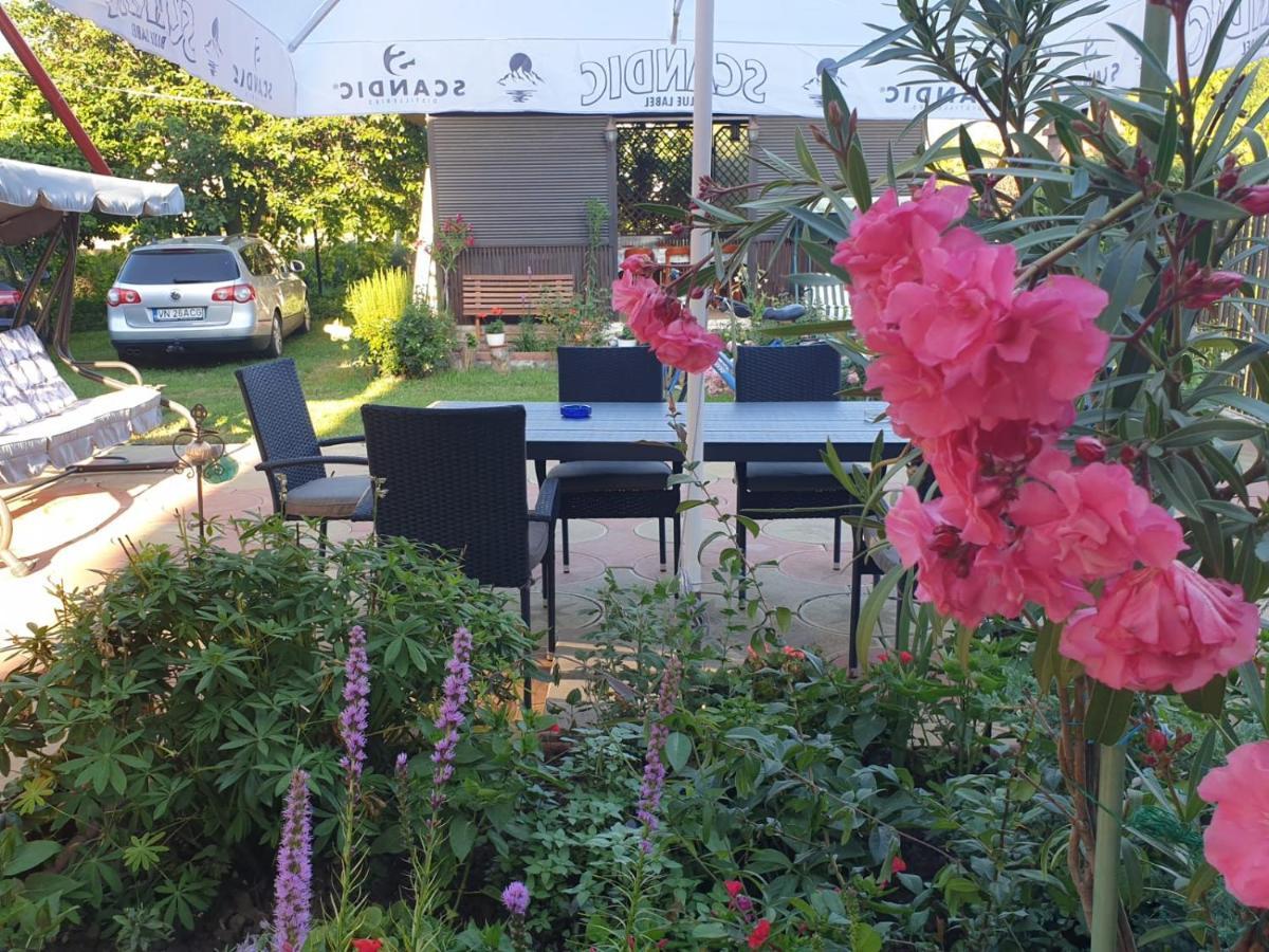 Casa Mary Hotel Costineşti Exterior foto